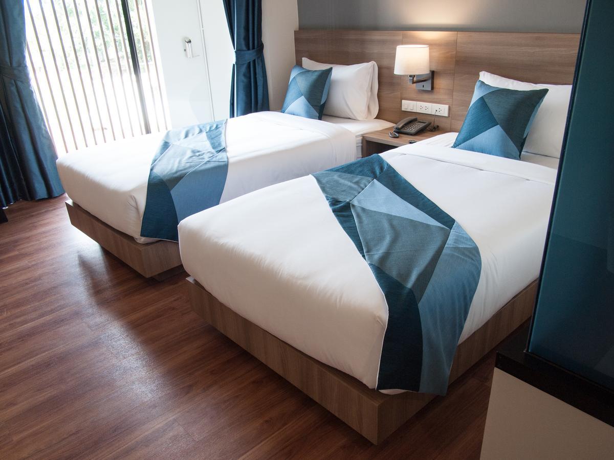 Blue Rabbit Hotel Chanthaburi Bagian luar foto